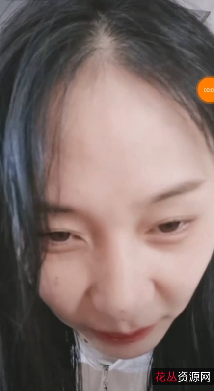 频加载更快，永久链接也方便了粉丝们随时回味。即使有失效的链接，擦边球也会及时补上，让观众们不错过任何精彩内容。赶快关注这位独具魅力的主播，一起探寻抖音世界的奇妙之处吧！