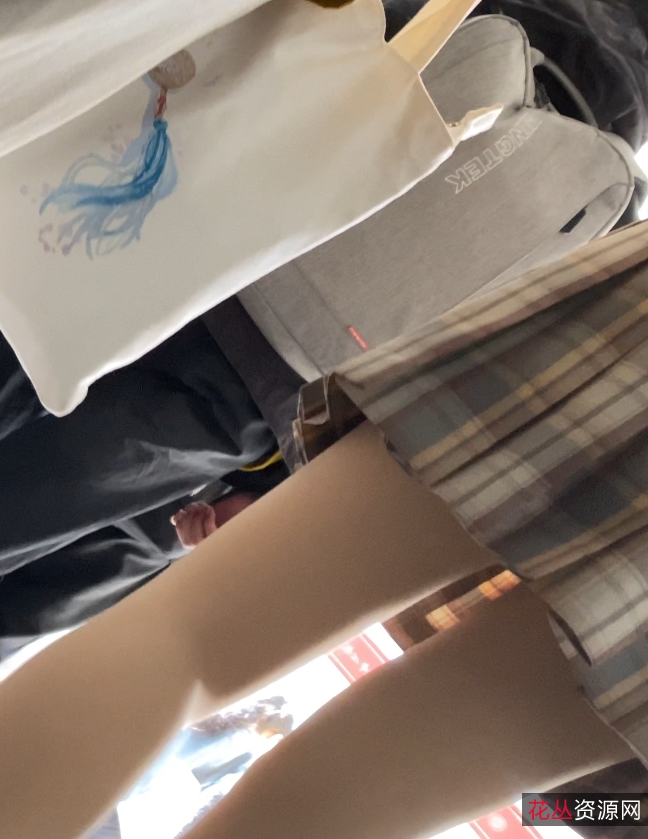 百度ED2K:抄底各种学生妹全系列合集1229v183g