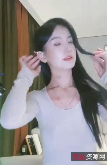 [转载搬运]+花椒丨宁依纯+无罩+凸点热舞+[9V+232M][百度盘]