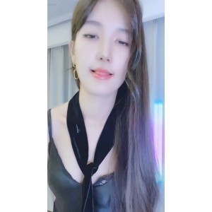 [转载搬运]+【花椒宁依纯】优质舞姬给力风情万种+露背装给力热舞+[10V+378MB][百度盘]