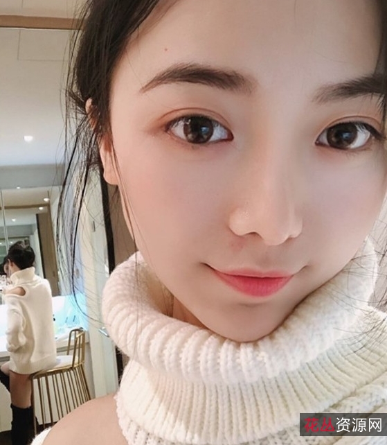 [自行打包]+【优质高端泄密】超靓美女王媛媛有尺度互动私拍展示+深...+[34p+3v+256m][百度盘]