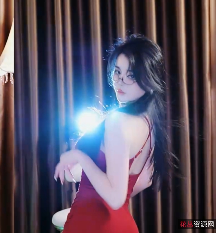 定制热舞直播cc温凉最新合集100V16G，精彩瞬间收藏