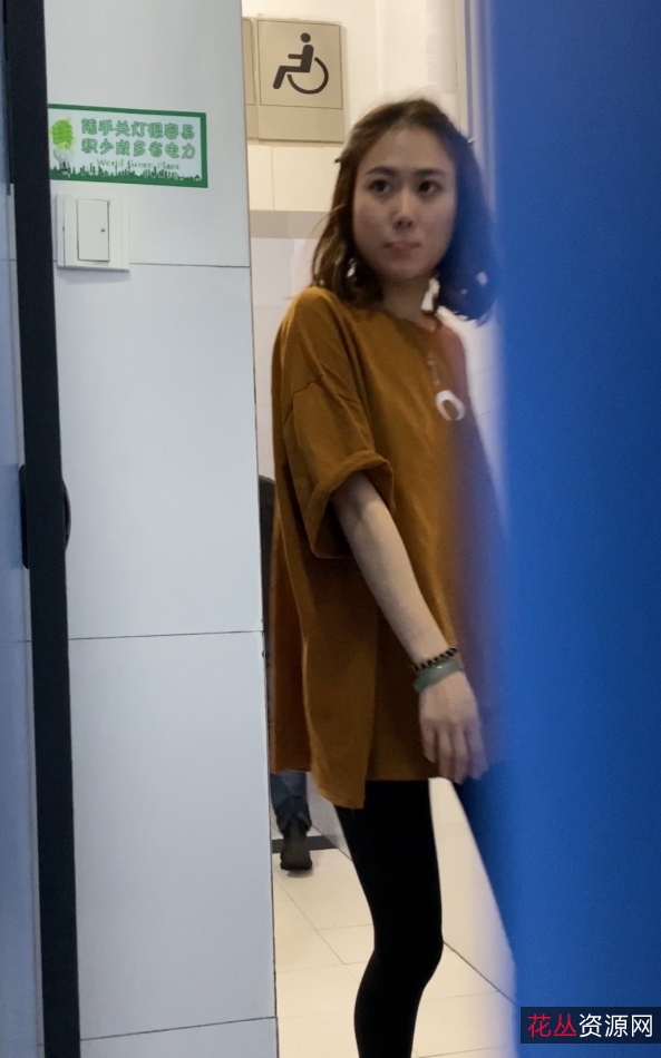 经典小蓝门厕拍合集64.7G收藏补充