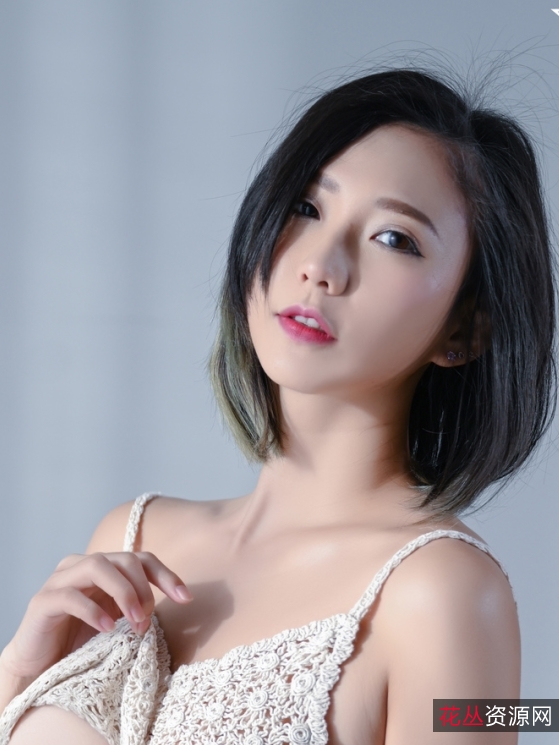 长腿靓女米欧最新合集18V11G,收藏精选