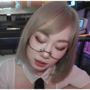 自行打包百度盘米菲兔合集27V24.4G，解压两次，密码相同