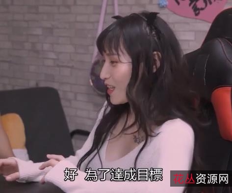 皇家华人夜夜合集18V3.6G，作者自拍，互动公交车剧情丰富，乱来多人游！