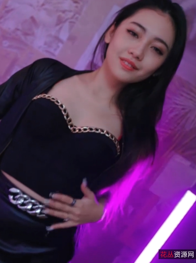 转载百度云夏暮光诱惑合集14套141V6.45G，四人游激烈体验