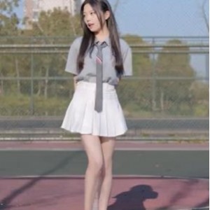 B站精选换脸欣小萌资源合集50MB，抖音网红，压缩版