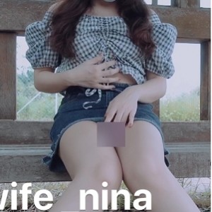 极致尤物户外展示合集《Sexywife_Nina》1V1G，尽显魅力