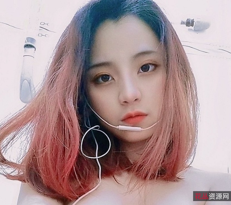 百度云yuumeilyn童颜大罩杯合集50.6G,资源丰富