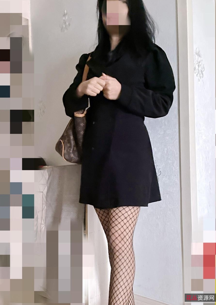 **海角社区少妇邻居作品32部8G劲爆合集**