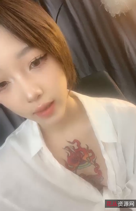 纹满背热舞推特合集24部20.5G性感