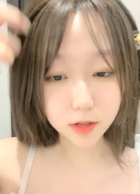 b站落九川珍藏视频121G清纯小妹121部