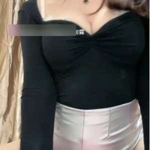 套路直播合集草莓奶昔130部105G太销魂