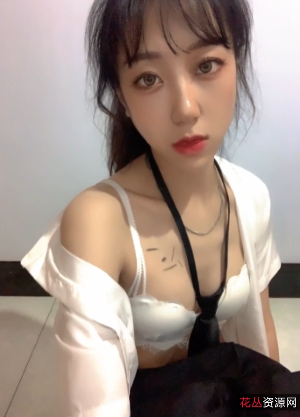 百度云+ED2K一少举牌露脸定制视频21部15.7g,或成绝版