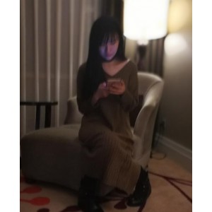 B站runa酱特殊交易视频合集5部+截图2G含未打码浴室原始片段五千元秘密价目曝光呐喊给力车灯晃眼