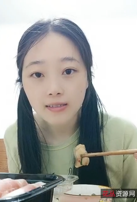 百度云/115纯纯乖乖实战自拍10V9.1G黑长直自修室喘息+更衣室门镜13秒