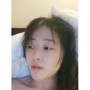 百度云/115纯纯乖乖实战自拍10V9.1G黑长直自修室喘息+更衣室门镜13秒