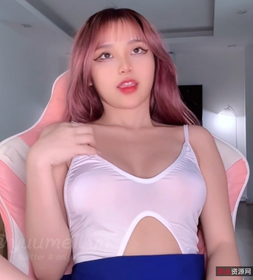 INS@yuumeilyn日常疯狂输出合集88部11G绝对领域