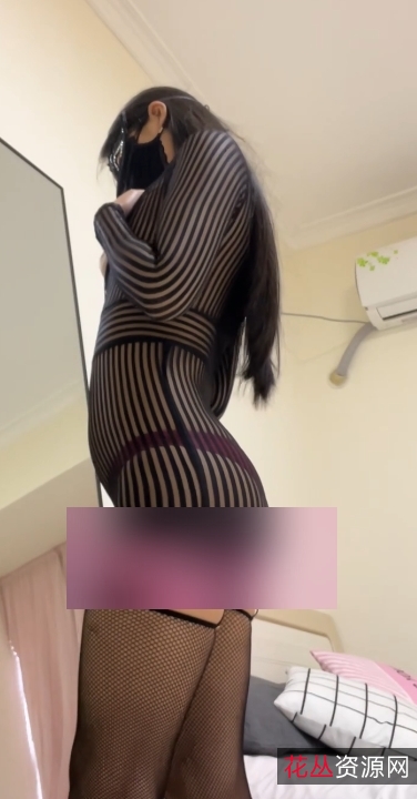 优优绝赞腿精私拍NV合集145G超顶身材放飞自我