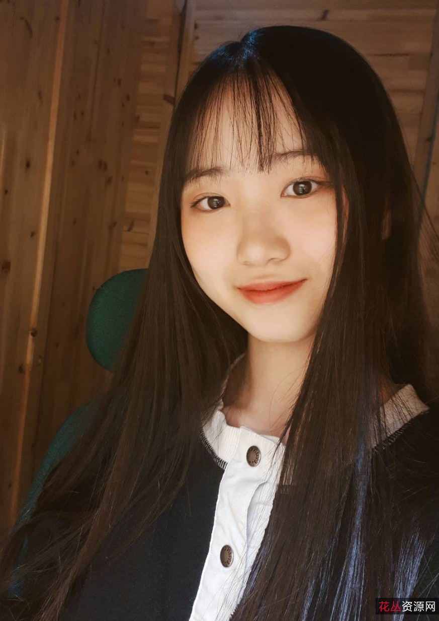 电报群黄晓盈定制视频21部500M清纯天花板