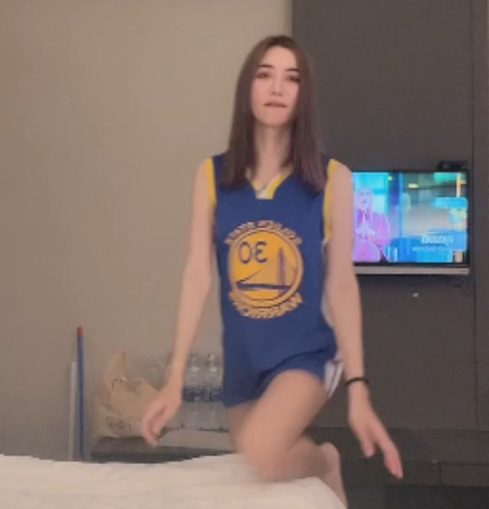 mygif77人妖推特视频4部1.6G太诱惑了