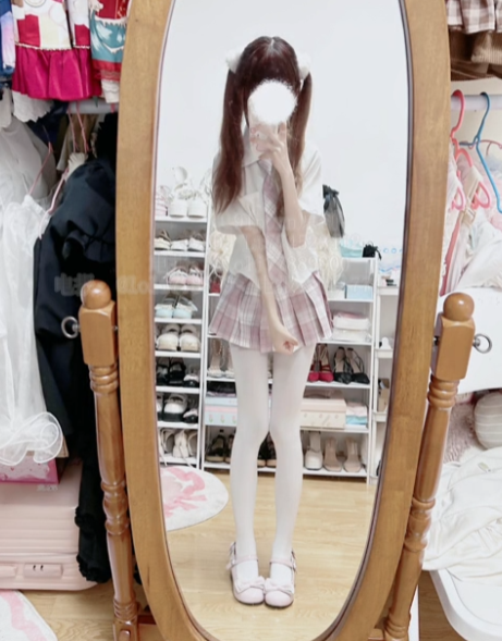 软软兔TL情侣cosplay合集253部159G太诱人了