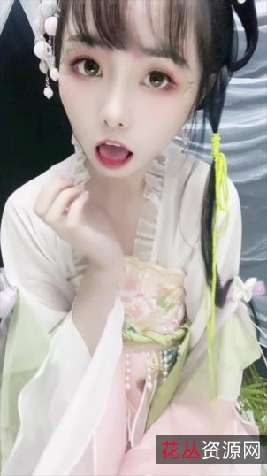 推特嘴艺舔舌剪辑合集闵儿喵小吉18V10.8G太会玩了