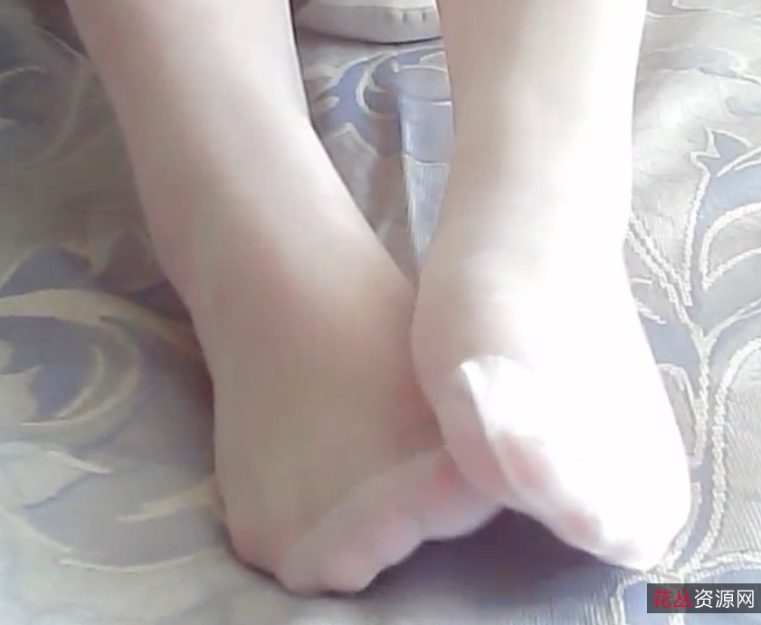 推特软萌咩咩酱私密作品82部热辣放送