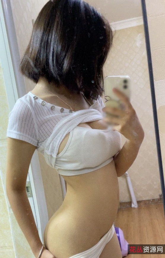 懒猪健身系列新作红裙黑丝足艺28部50G丰腴诱惑